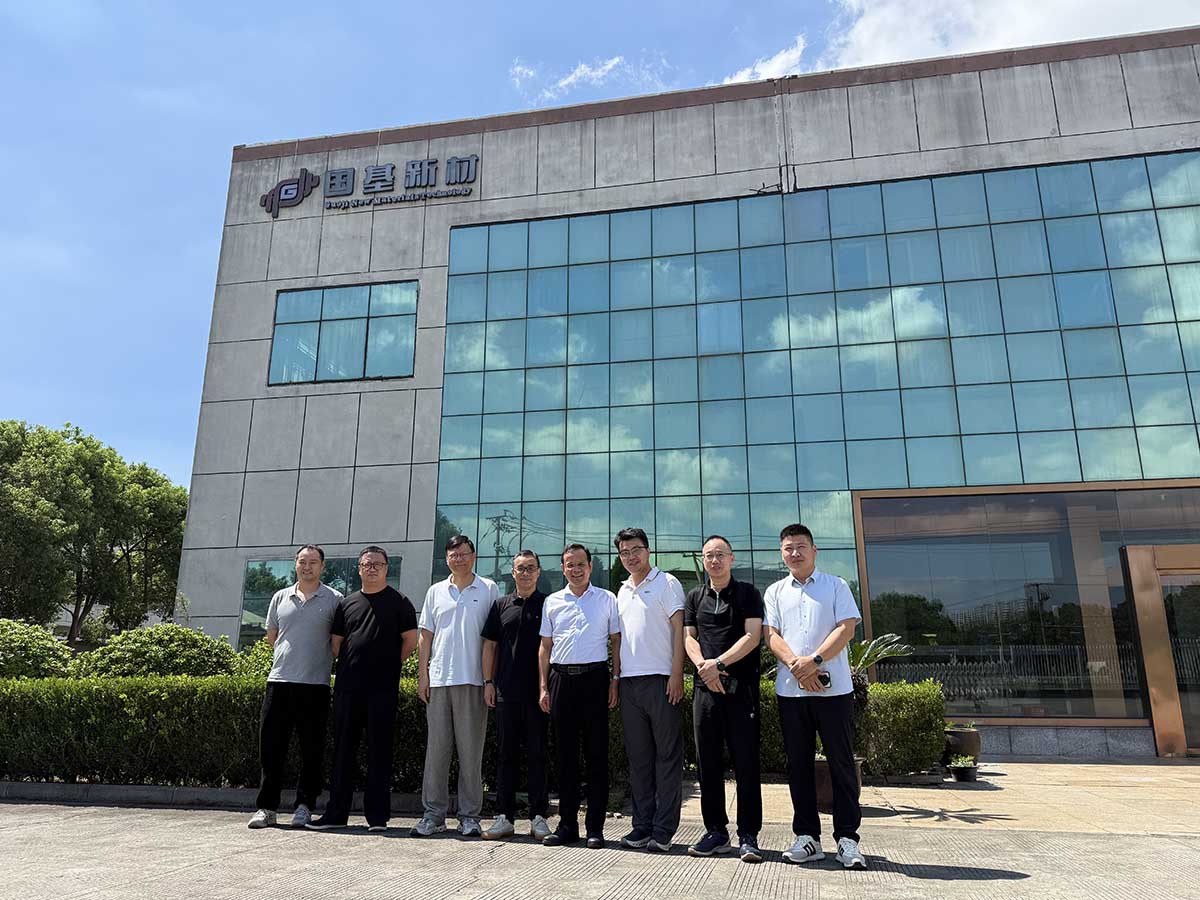 Jiangkai Forklift General Manager Discusses EU Export Advantages with Chinese Ambassador to Latvia